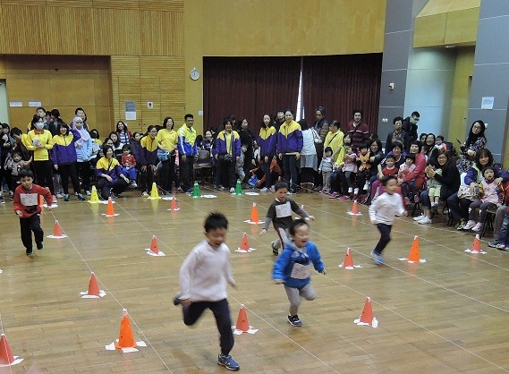 Methanex Asia Pacific Limited sponsored Wan Tsui Centre’s Sports Day 